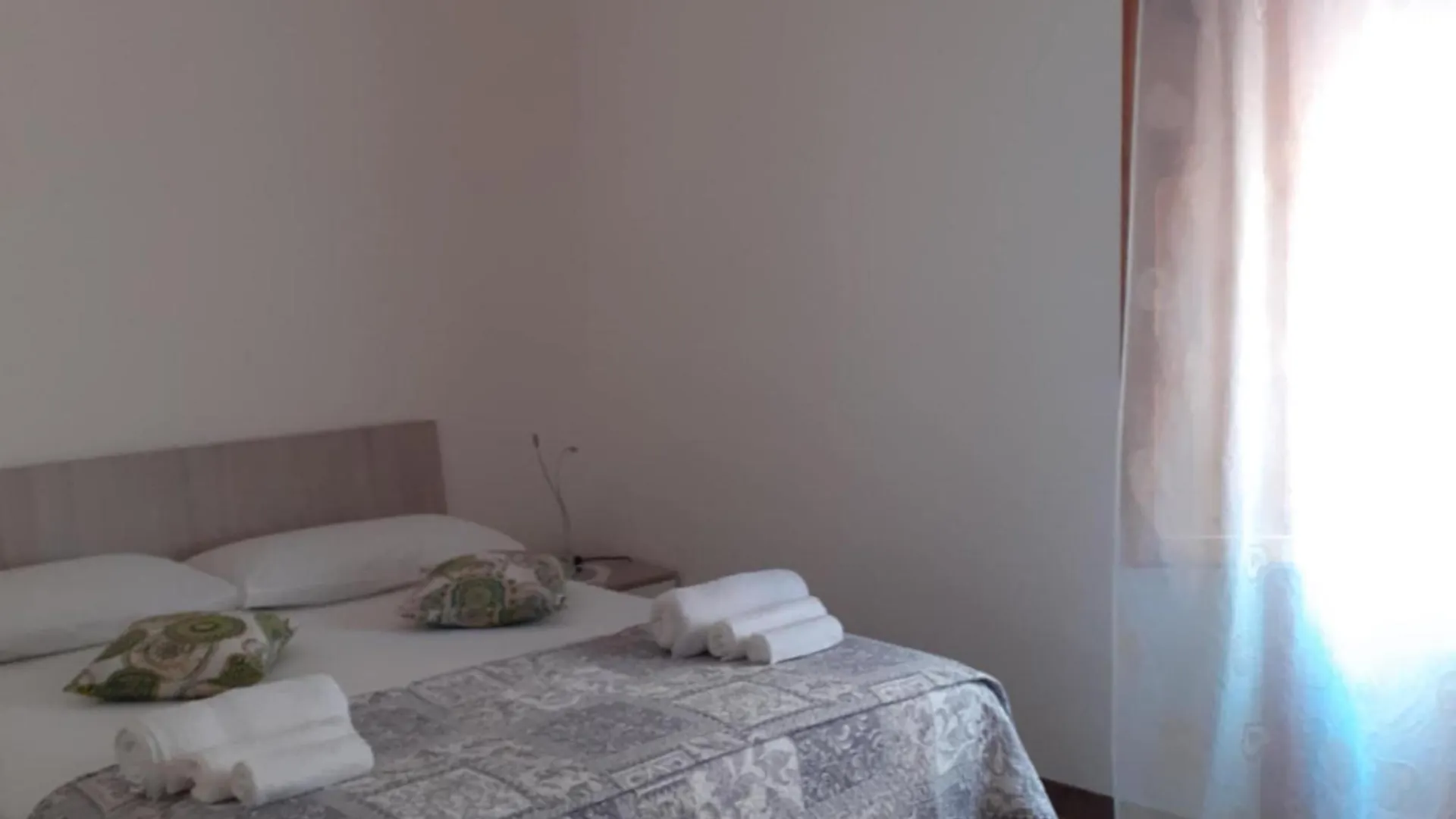 Casa della pace - Secondo piano Paceco 0*,